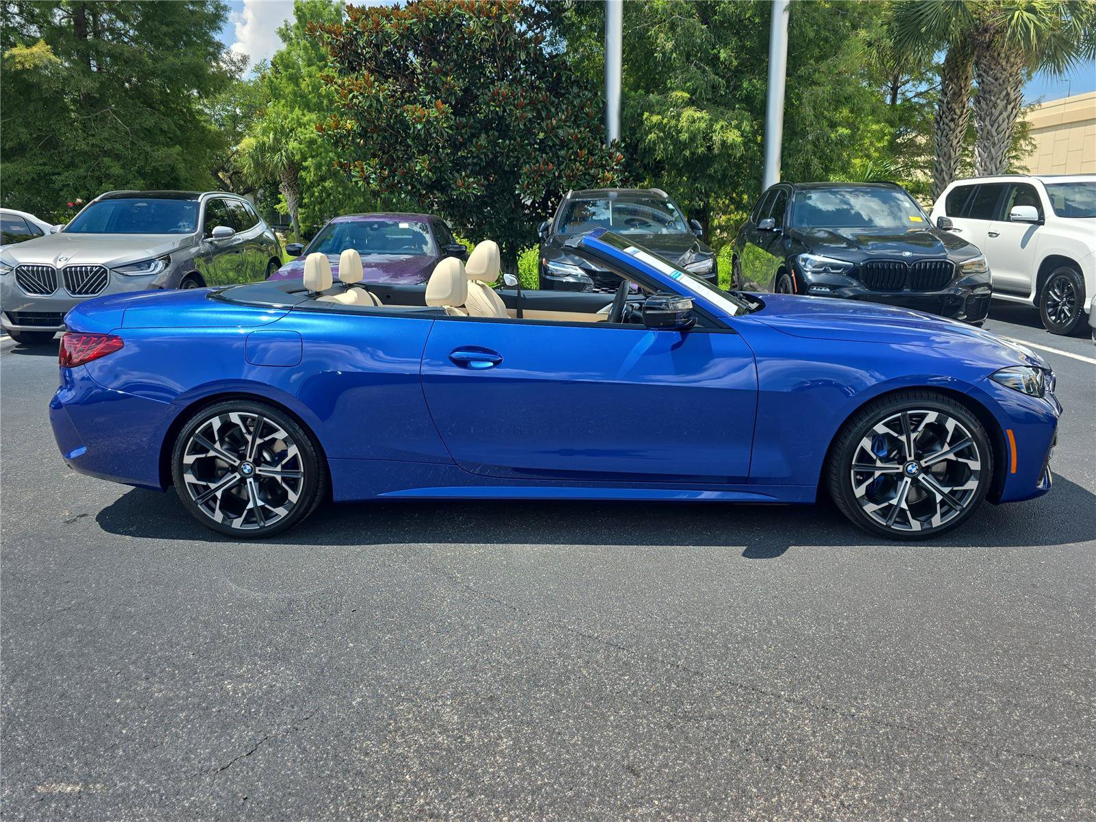 Used 2026 BMW M440i Convertible RWD image 2
