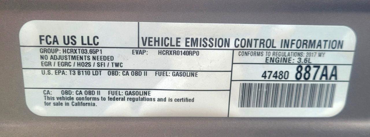 Used 2017 Chrysler Pacifica Touring-L w/ Tire & Wheel Group image 39