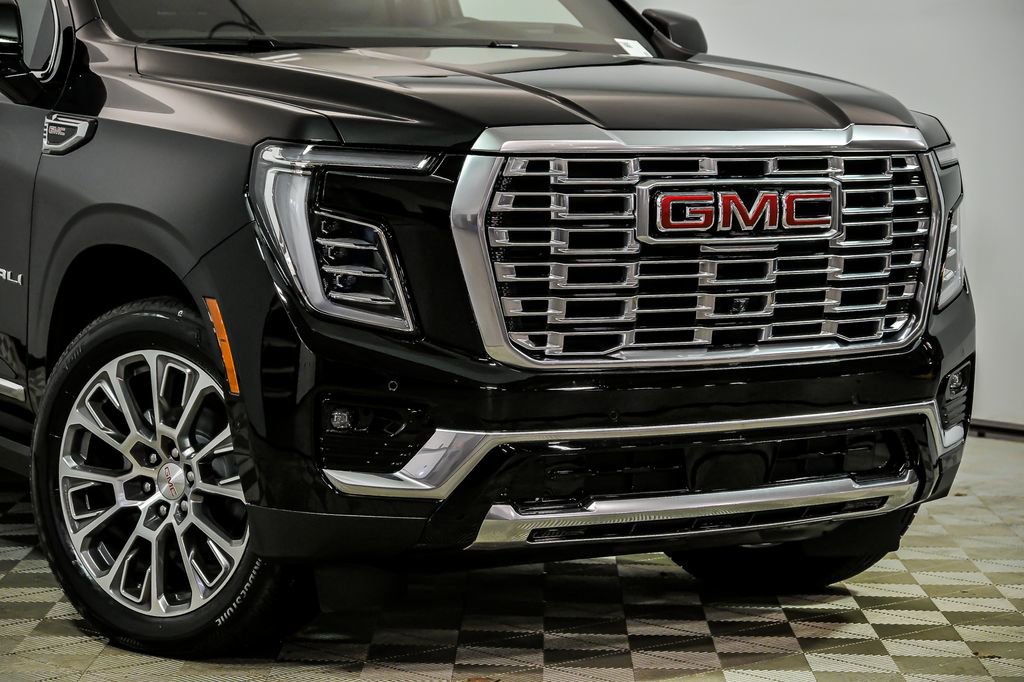 New 2026 GMC Yukon Denali w/ Sun & Power Step Package image 2