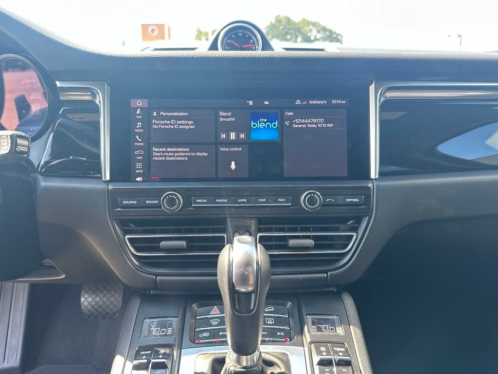 Used 2020 Porsche Macan image 18