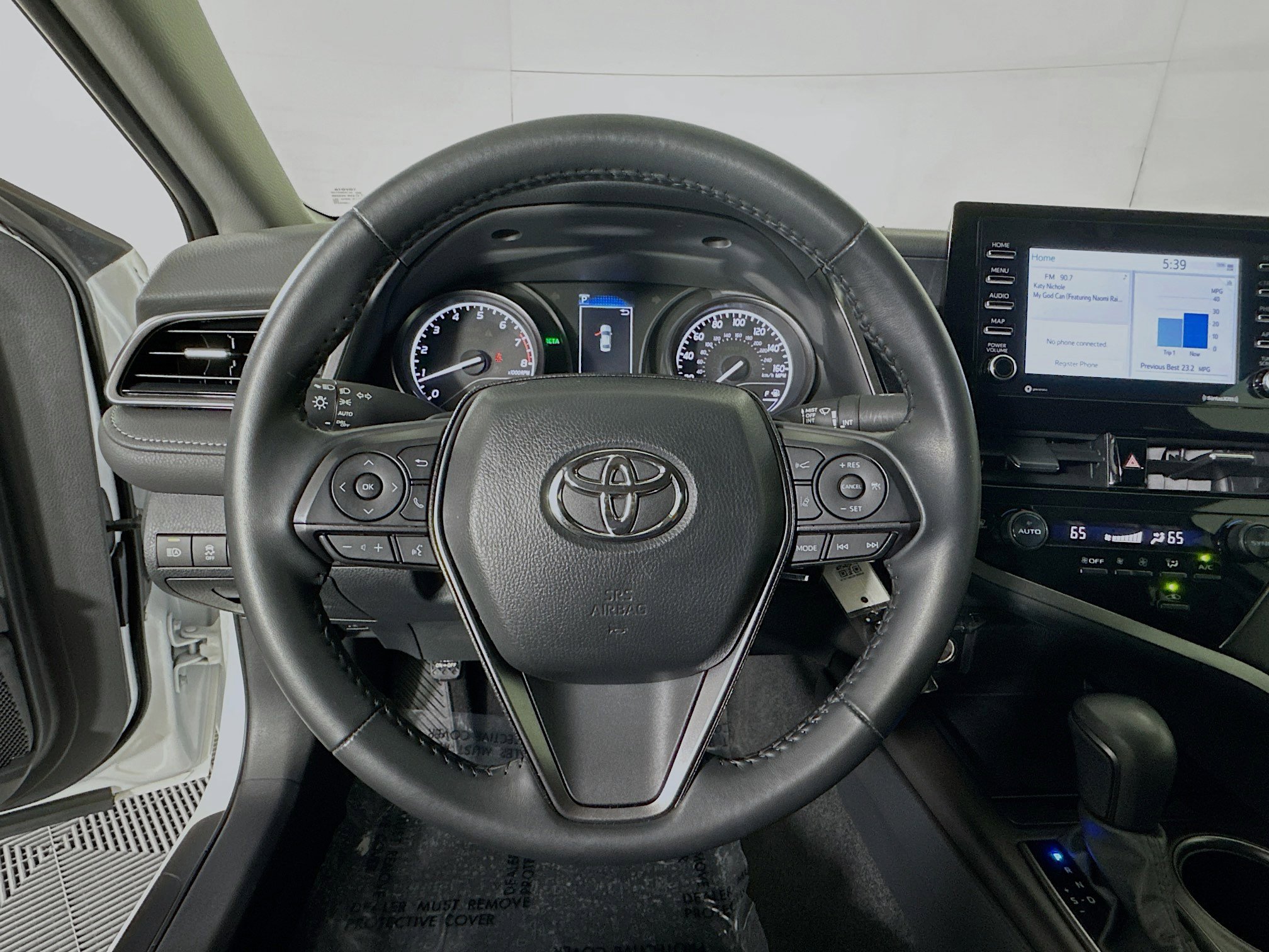 Used 2024 Toyota Camry SE FWD image 15