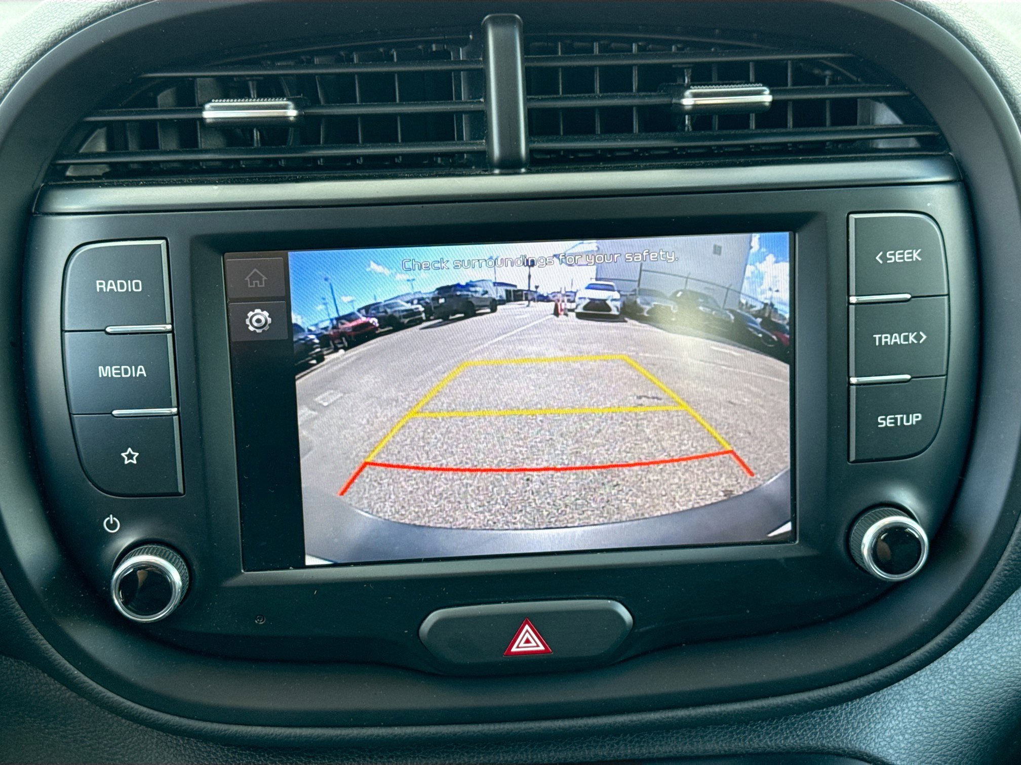 Used 2022 Kia Soul LX image 29