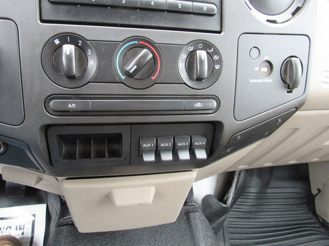 Used 2008 Ford F250 2WD Regular Cab Super Duty image 39