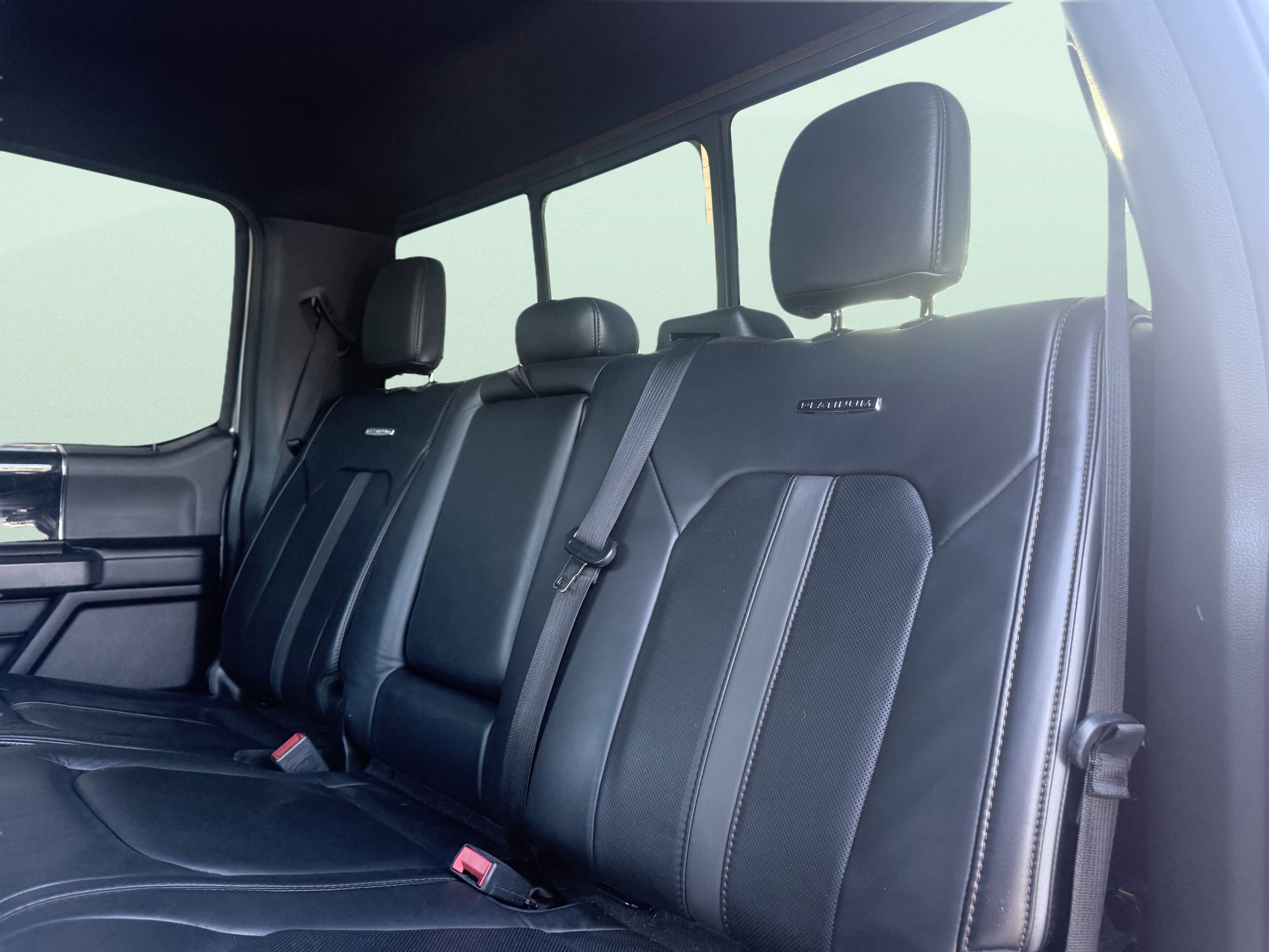 Used 2020 Ford F350 Platinum image 38