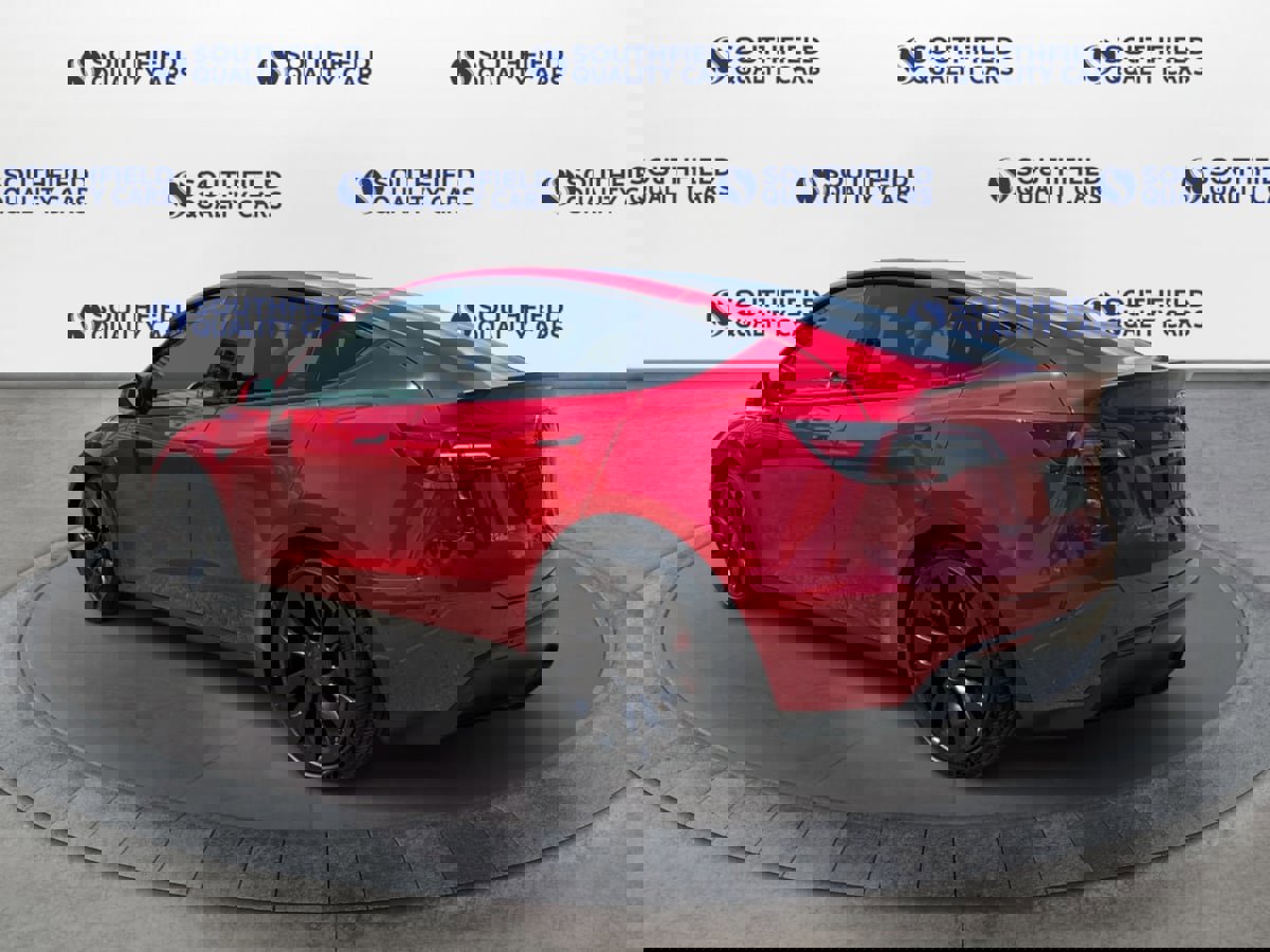 Used 2021 Tesla Model Y Performance image 4
