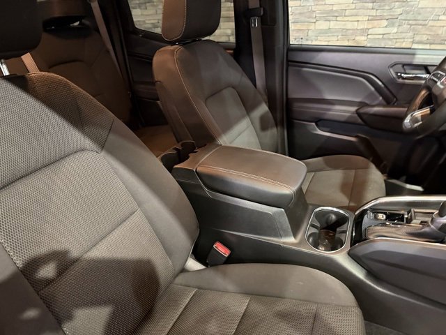 Used 2024 GMC Canyon Elevation w/ Convenience Package image 31