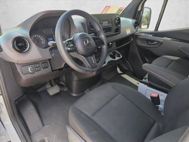Used 2023 Mercedes-Benz Sprinter 2500 image 6