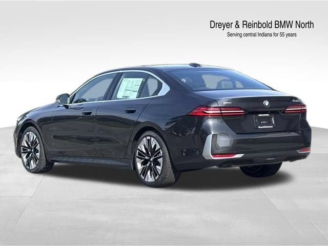 New 2027 BMW 530i xDrive w/ Premium Package AWD/4WD image 4