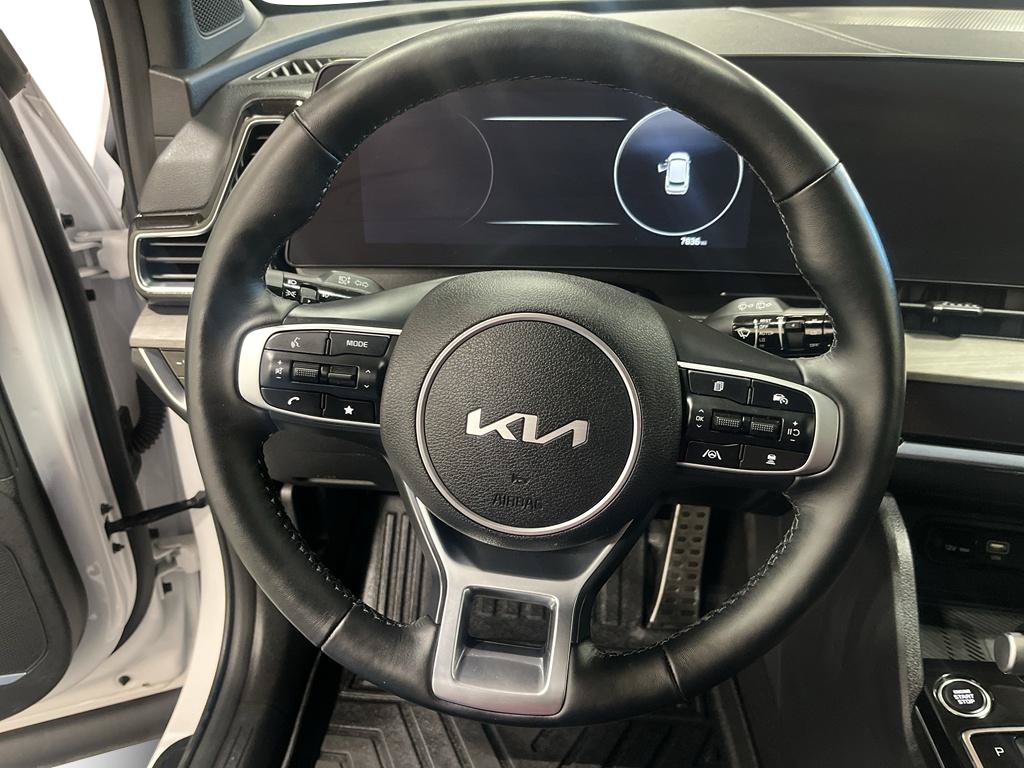 Used 2025 Kia Sportage X-Pro Prestige AWD/4WD image 12