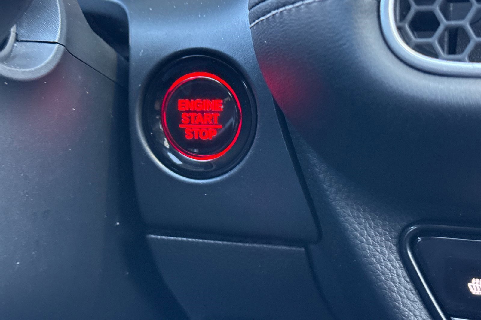 Certified 2026 Honda HR-V EX-L image 33