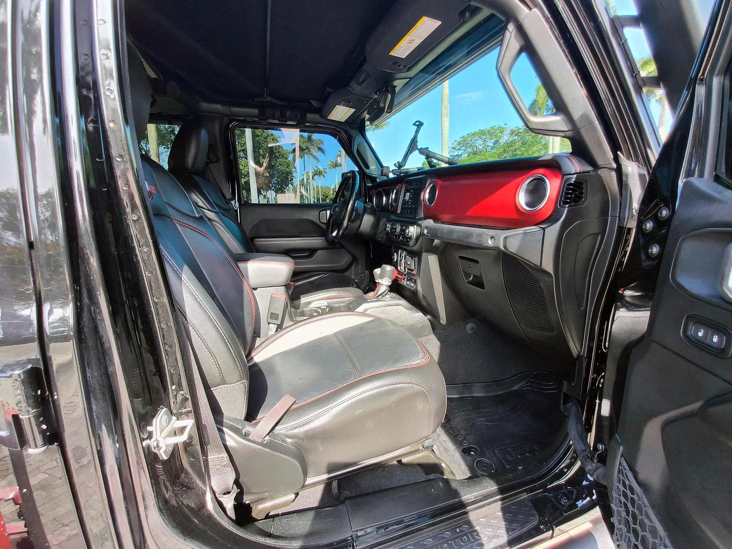 Used 2020 Jeep Gladiator Rubicon AWD/4WD image 34