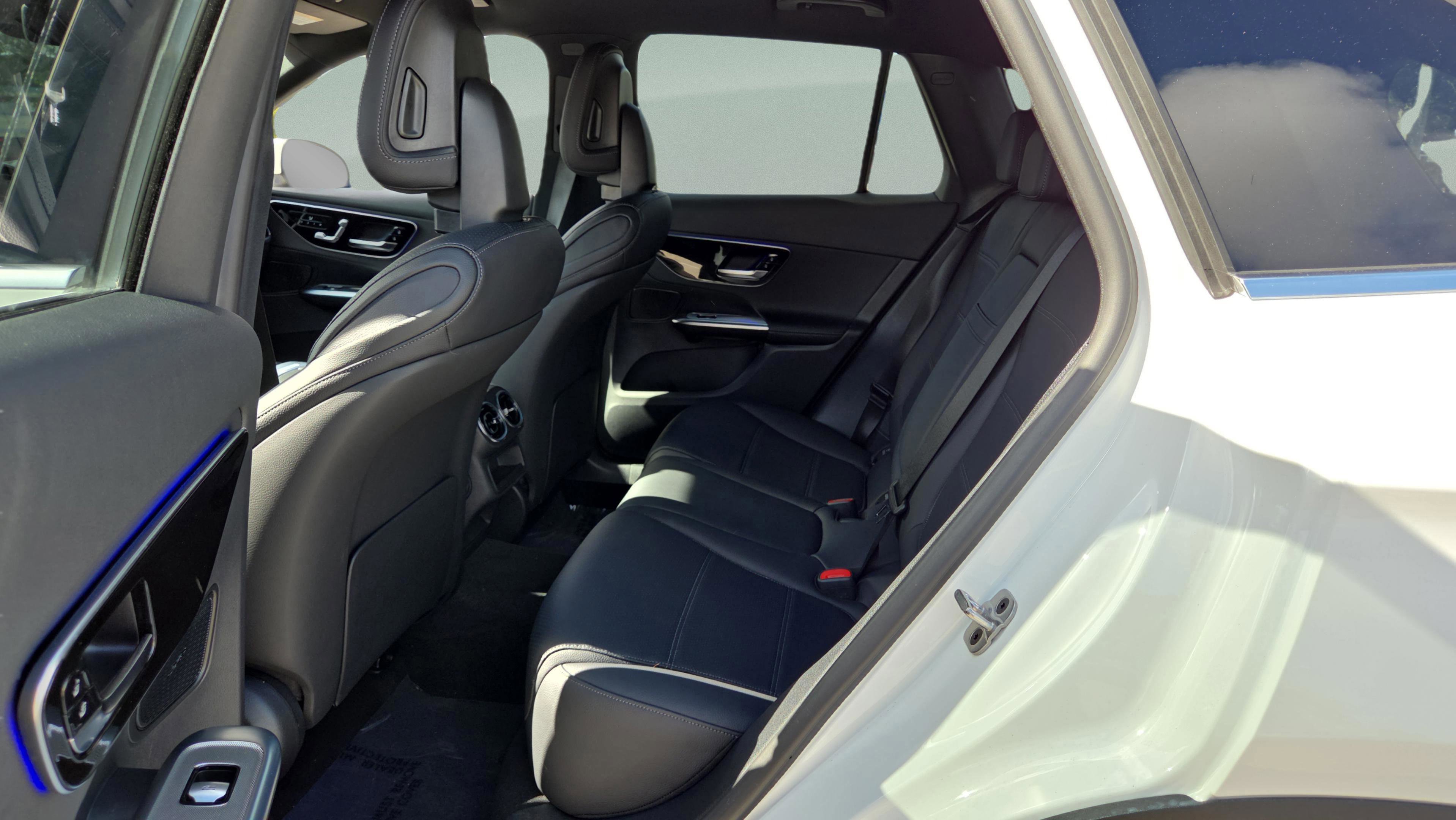 Certified 2025 Mercedes-Benz GLC 300 image 25