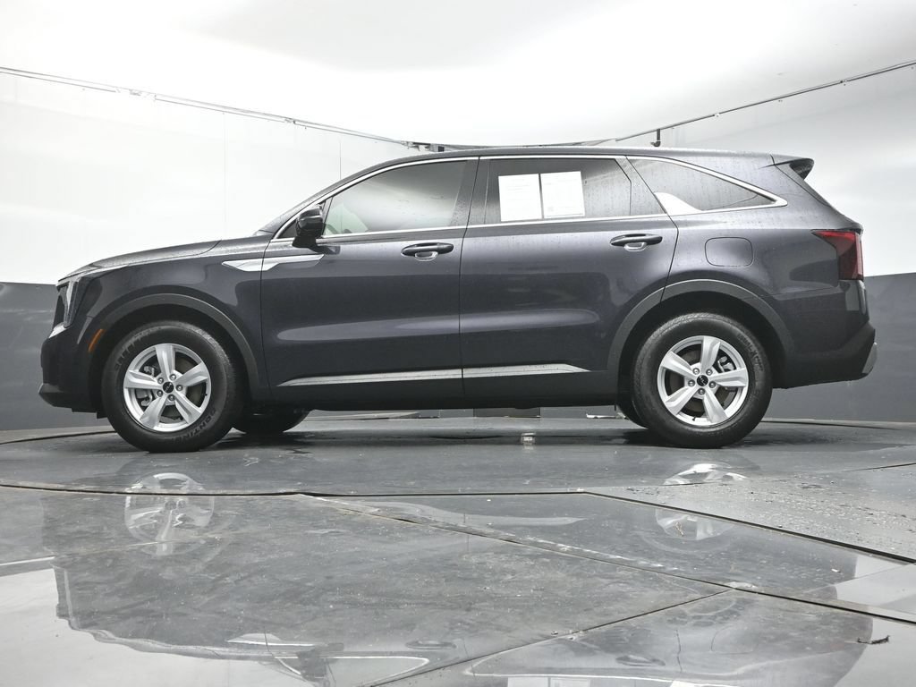 Used 2026 Kia Sorento LX FWD image 36