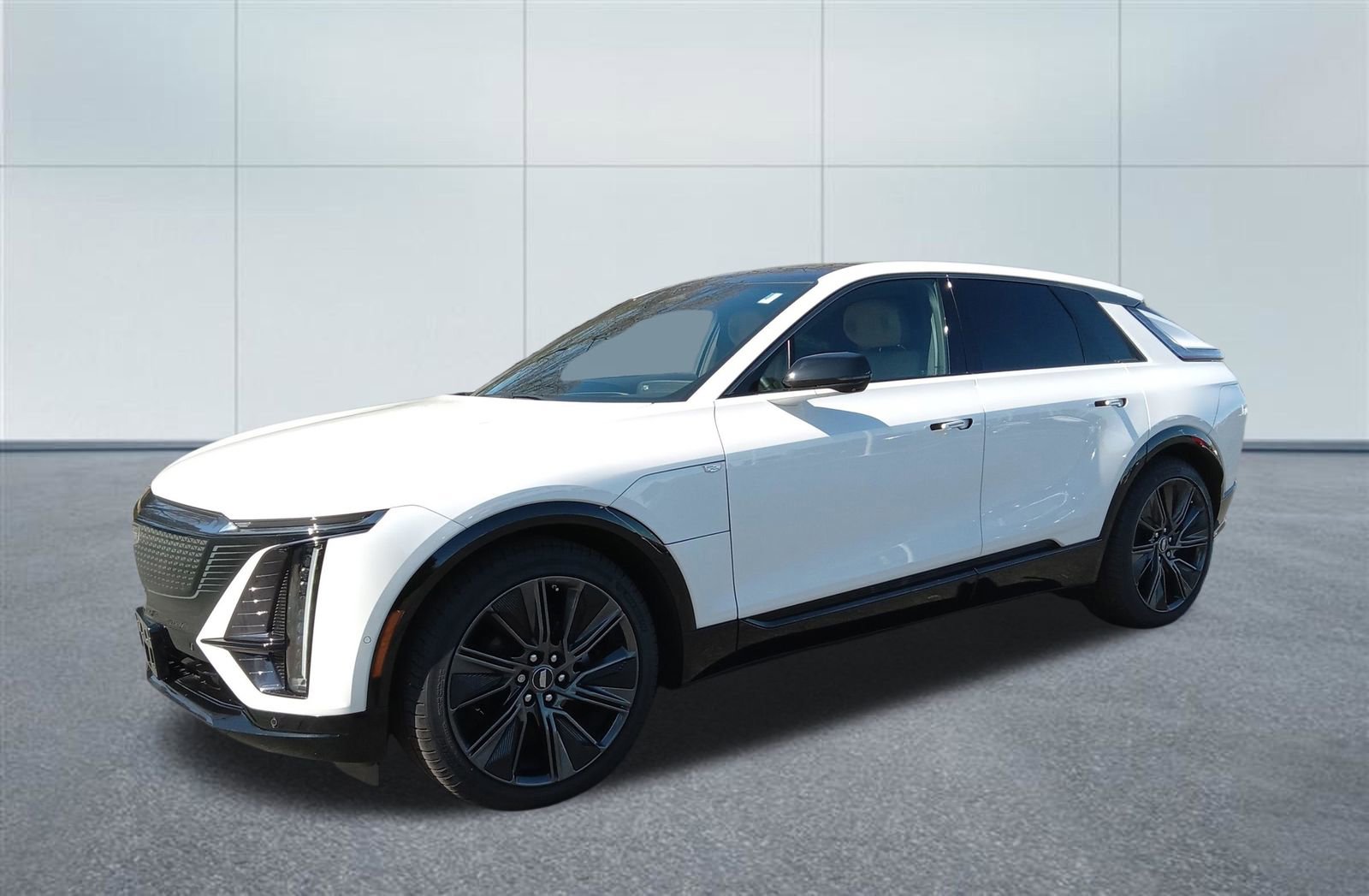 Used 2024 Cadillac Lyriq Sport w/ Nappa Leather Package AWD/4WD image 1