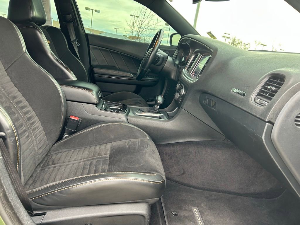 Used 2018 Dodge Charger R/T RWD image 31