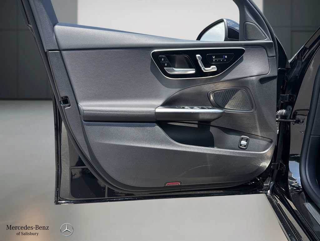 Certified 2025 Mercedes-Benz C 300 4MATIC Sedan image 12