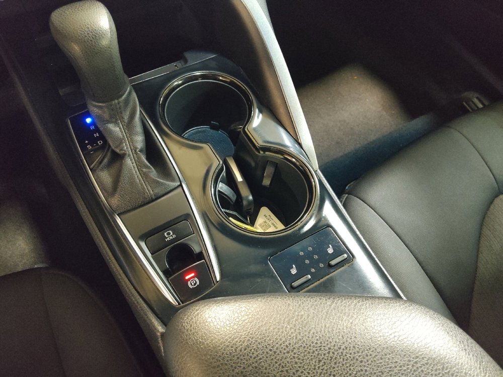 Used 2020 Toyota Camry LE w/ Convenience Package AWD/4WD image 26