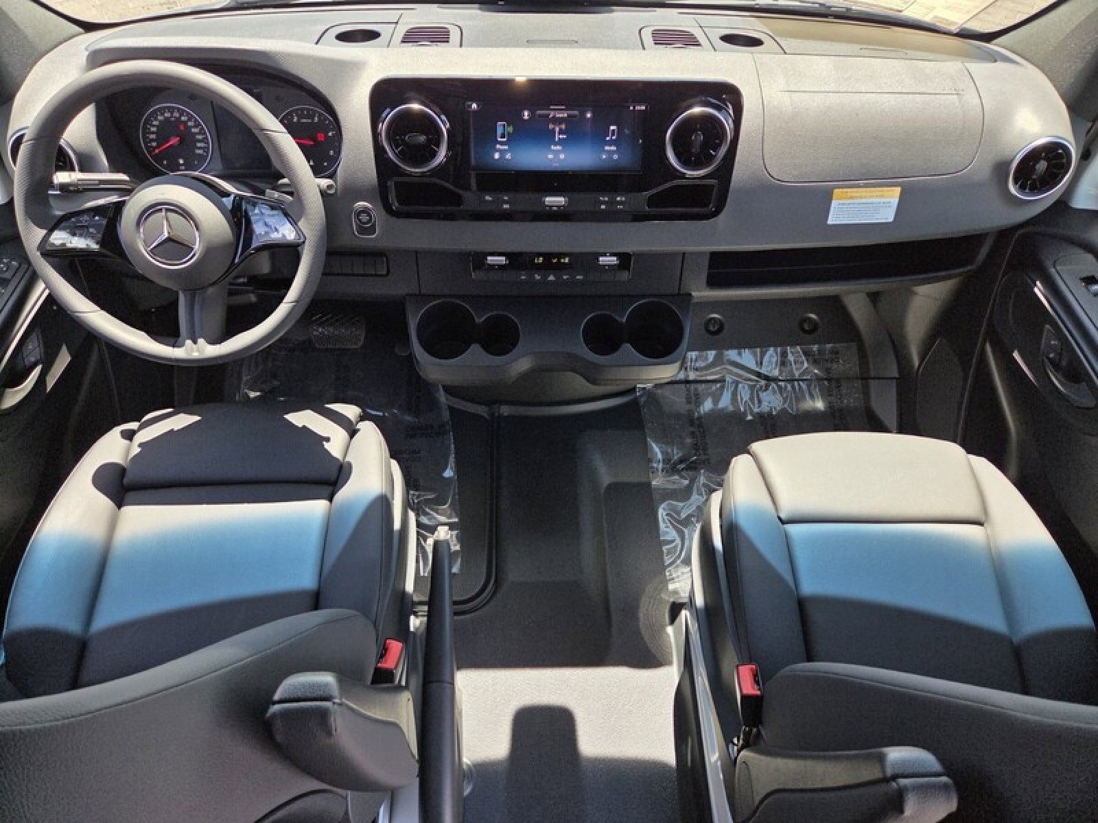 New 2026 Mercedes-Benz Sprinter 2500 image 17