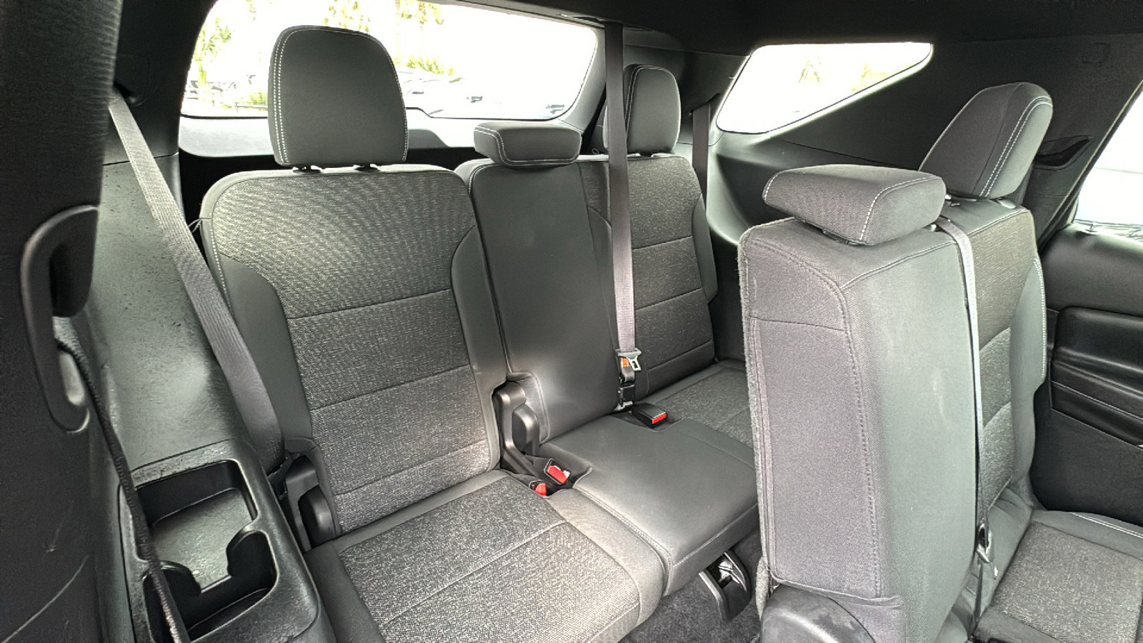 Used 2024 Chevrolet Traverse LS w/ Midnight/Sport Edition image 21