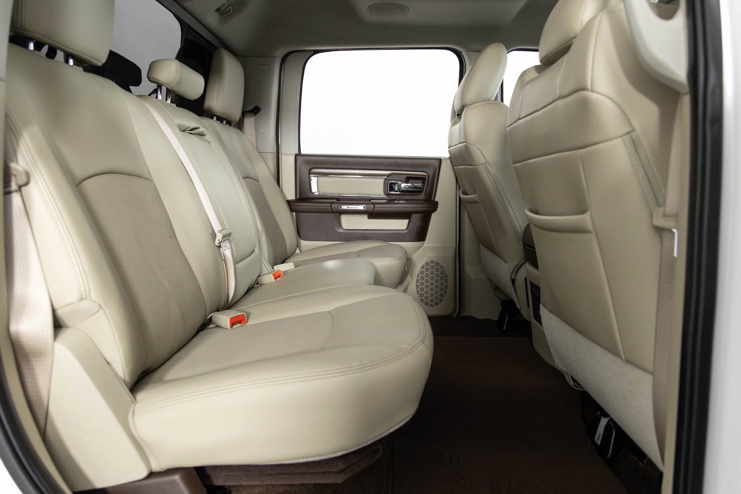 Used 2015 RAM 1500 Laramie w/ Convenience Group image 23