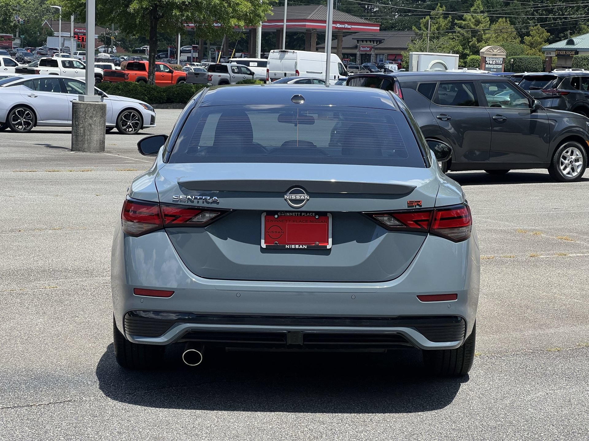 Used 2025 Nissan Sentra SR w/ SR Premium Package FWD image 24
