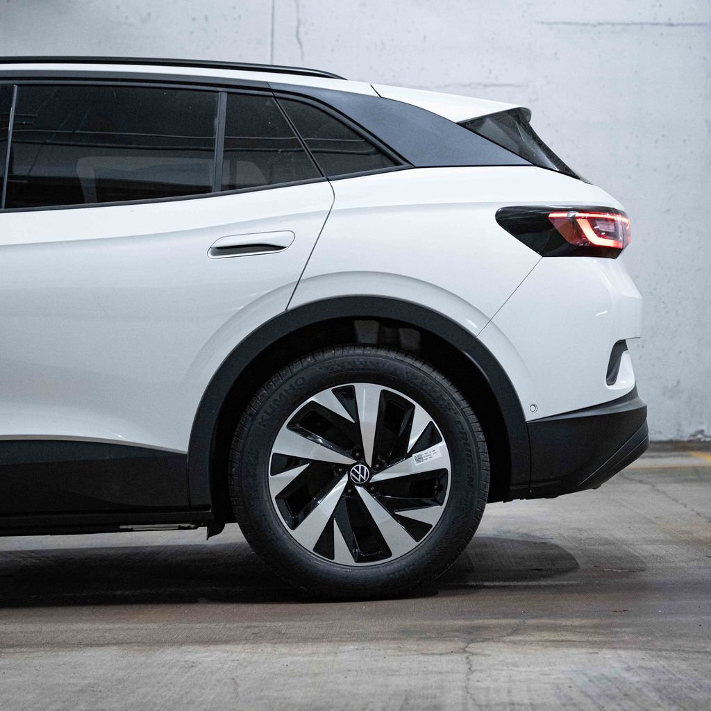 New 2026 Volkswagen ID.4 Pro RWD image 4