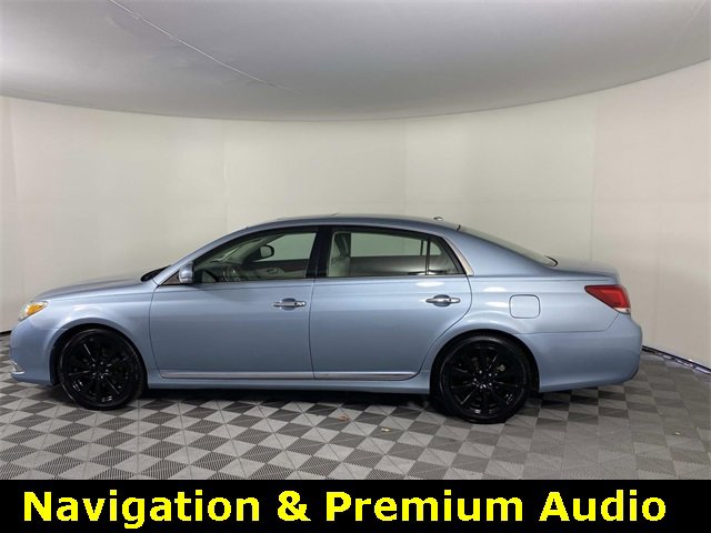 Used 2011 Toyota Avalon Limited image 5