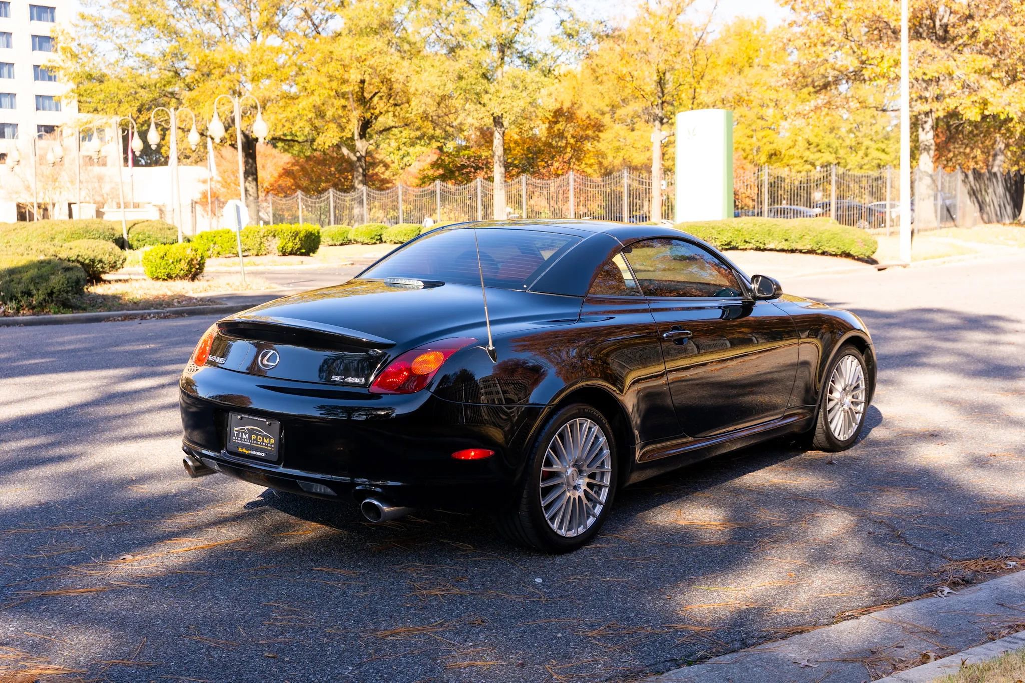 Used 2003 Lexus SC 430 Convertible image 24