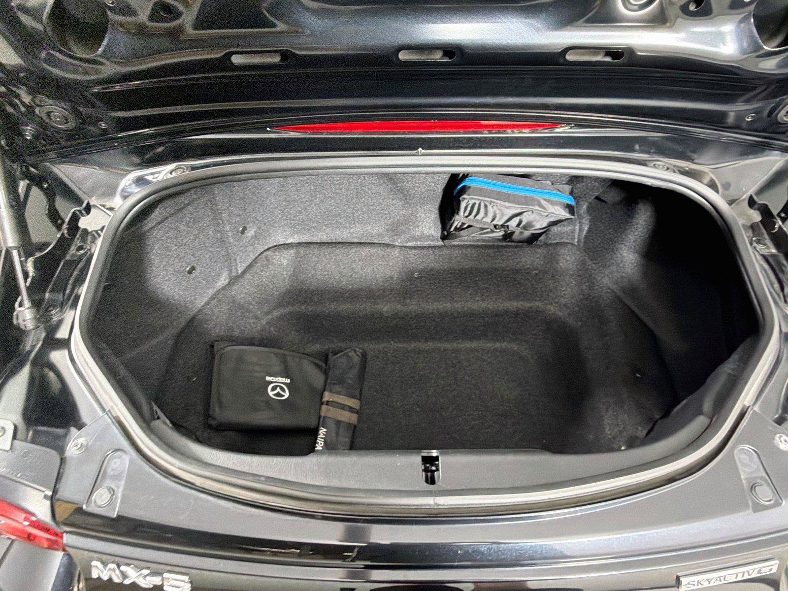 Used 2024 MAZDA MX-5 Miata Sport RWD image 23