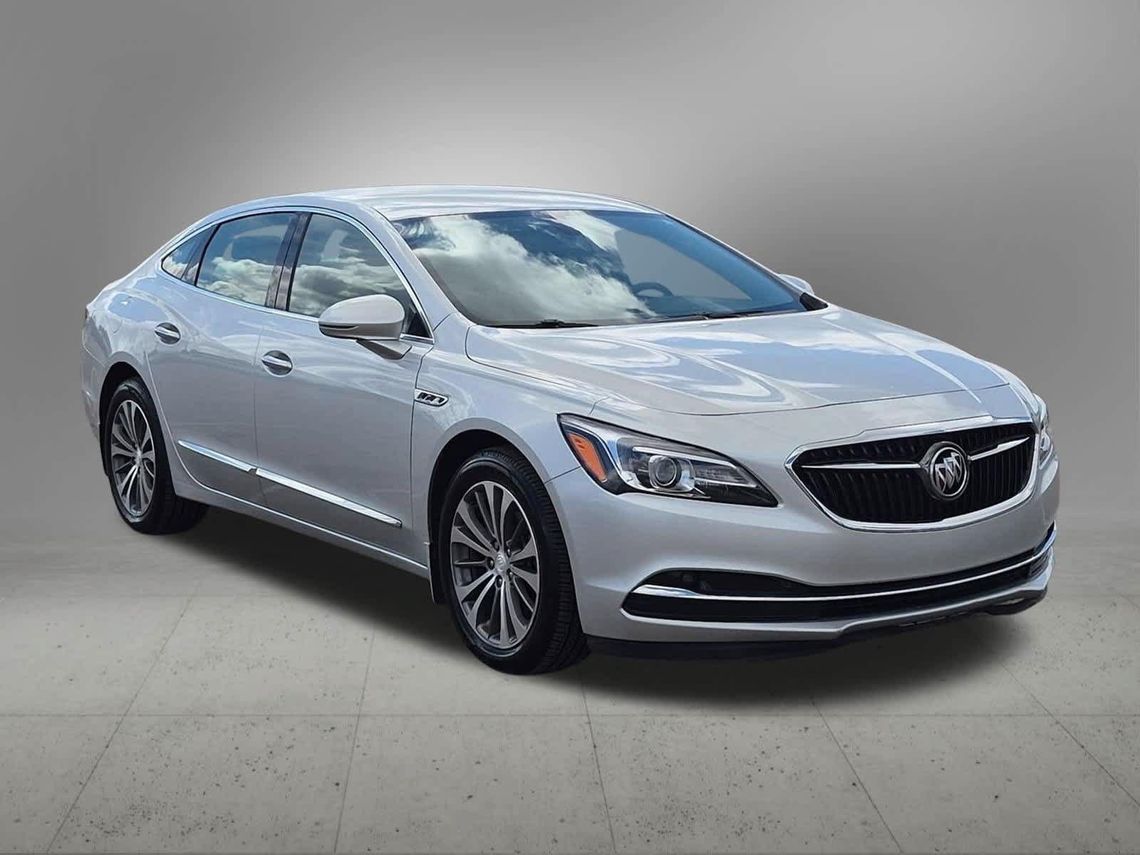 Used 2019 Buick LaCrosse Essence w/ Sights and Sounds Package AWD/4WD image 8