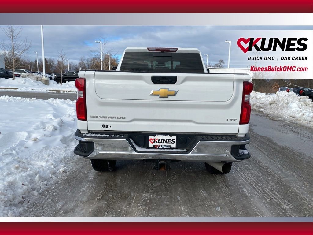 Used 2024 Chevrolet Silverado 2500 LTZ w/ LTZ Plus Package image 5