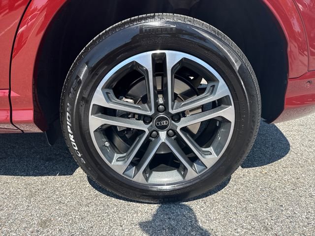 Used 2025 Audi Q5 Premium Plus w/ Premium Plus AWD/4WD image 10