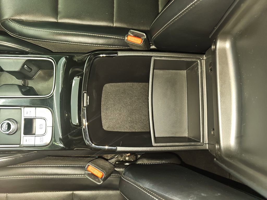 Used 2023 Kia Telluride S image 32