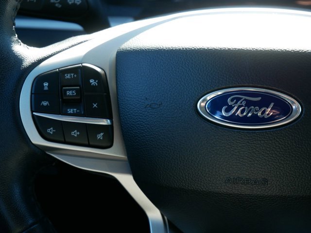 Certified 2022 Ford Explorer XLT w/ Equipment Group 202A image 19