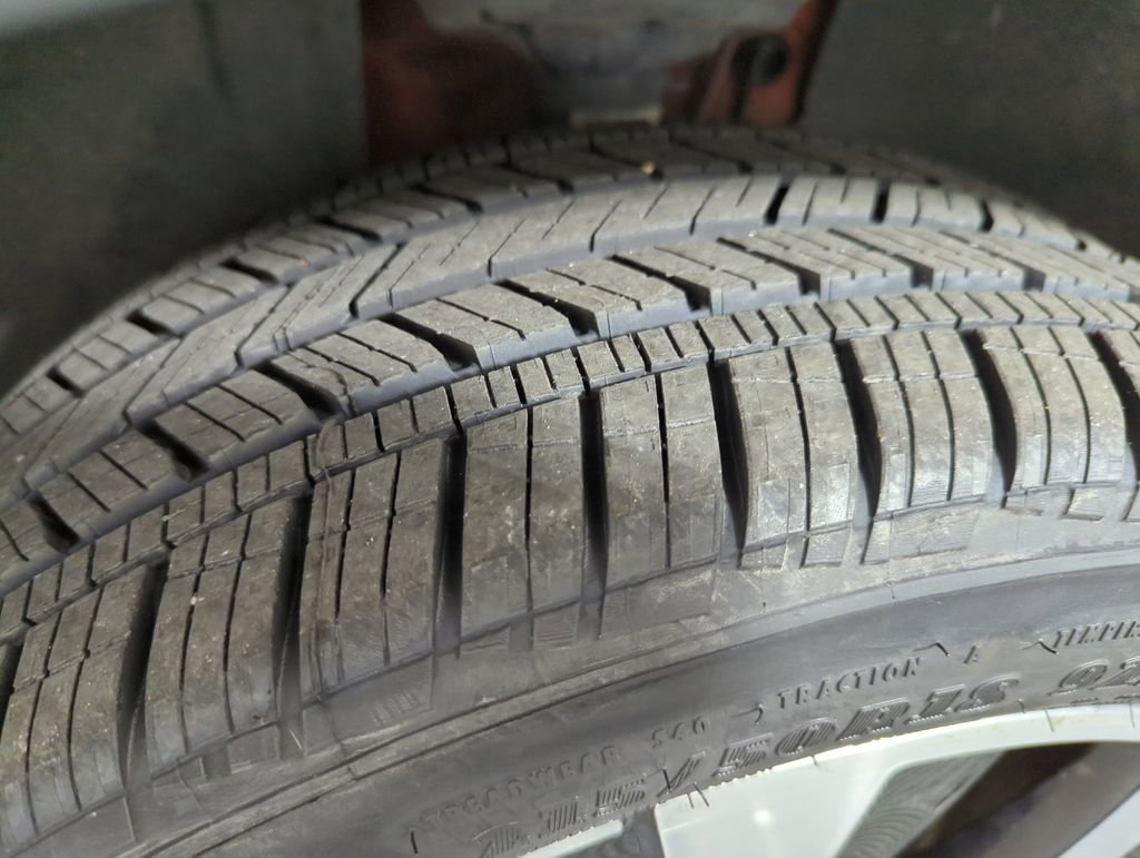 Used 2022 Volkswagen Taos SE image 22