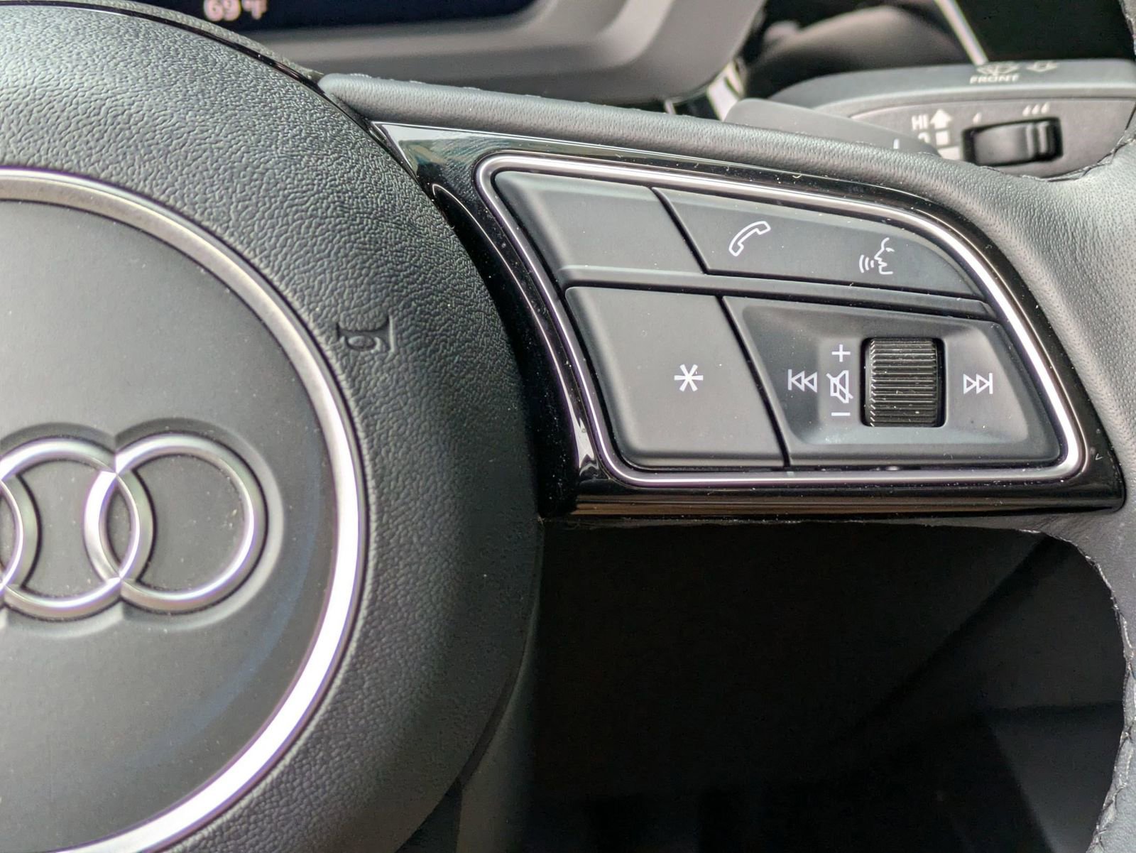 Used 2025 Audi A3 2.0T Premium w/ Black Optic Package image 11