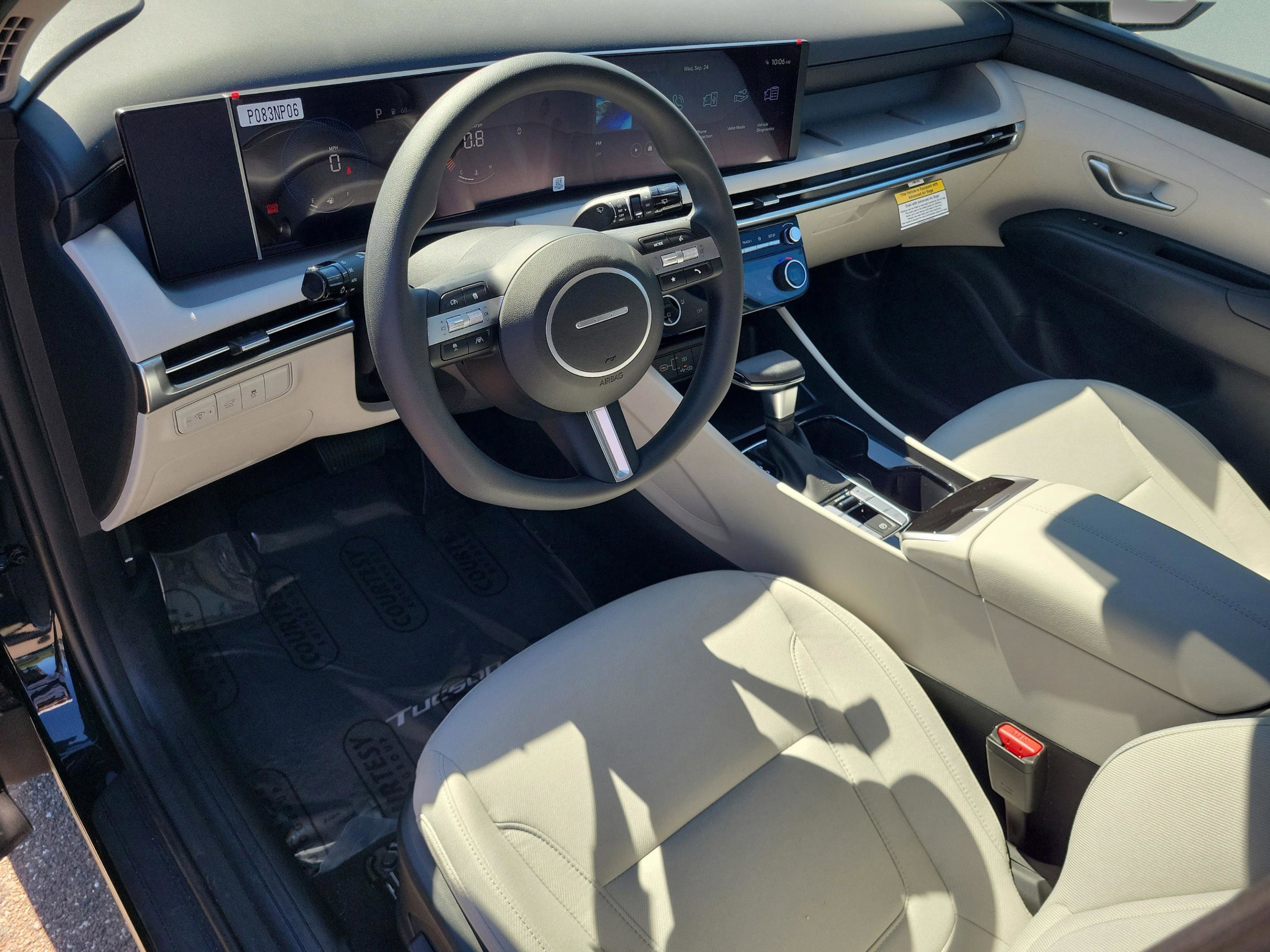 New 2026 Hyundai Tucson SEL image 18