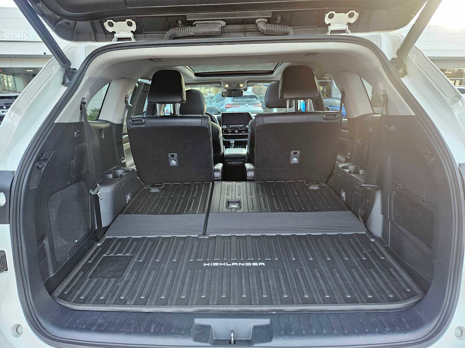 Used 2021 Toyota Highlander Platinum image 18