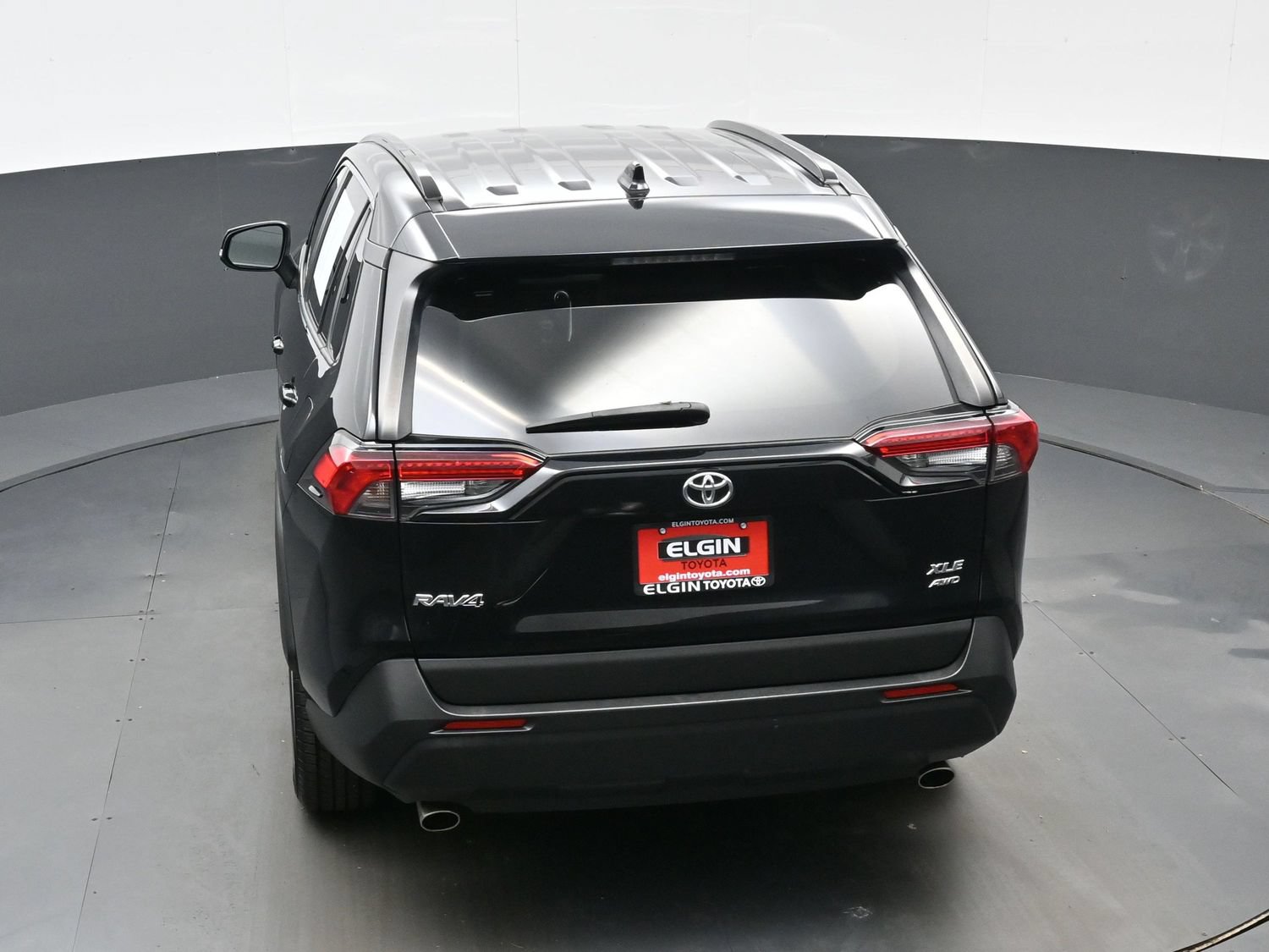 Used 2020 Toyota RAV4 XLE AWD/4WD image 38
