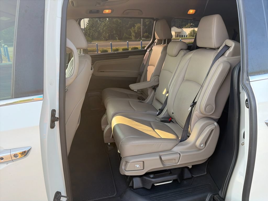 Used 2018 Honda Odyssey EX-L image 18