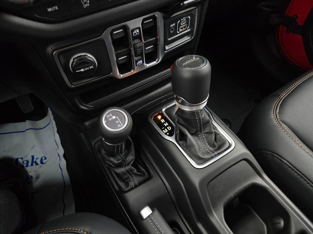 Used 2025 Jeep Gladiator High Tide image 26