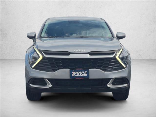 Used 2024 Kia Sportage LX image 2