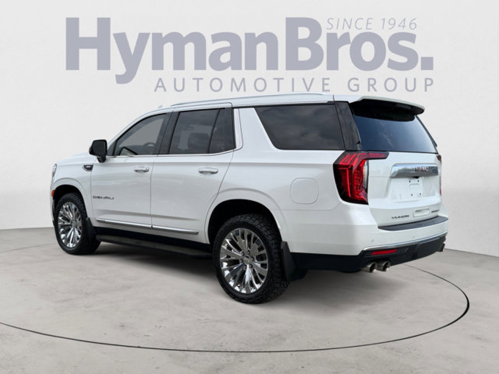 Used 2021 GMC Yukon Denali w/ LPO, Illumination Package AWD/4WD image 5