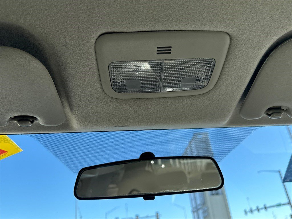 Used 2012 Toyota Corolla LE image 28