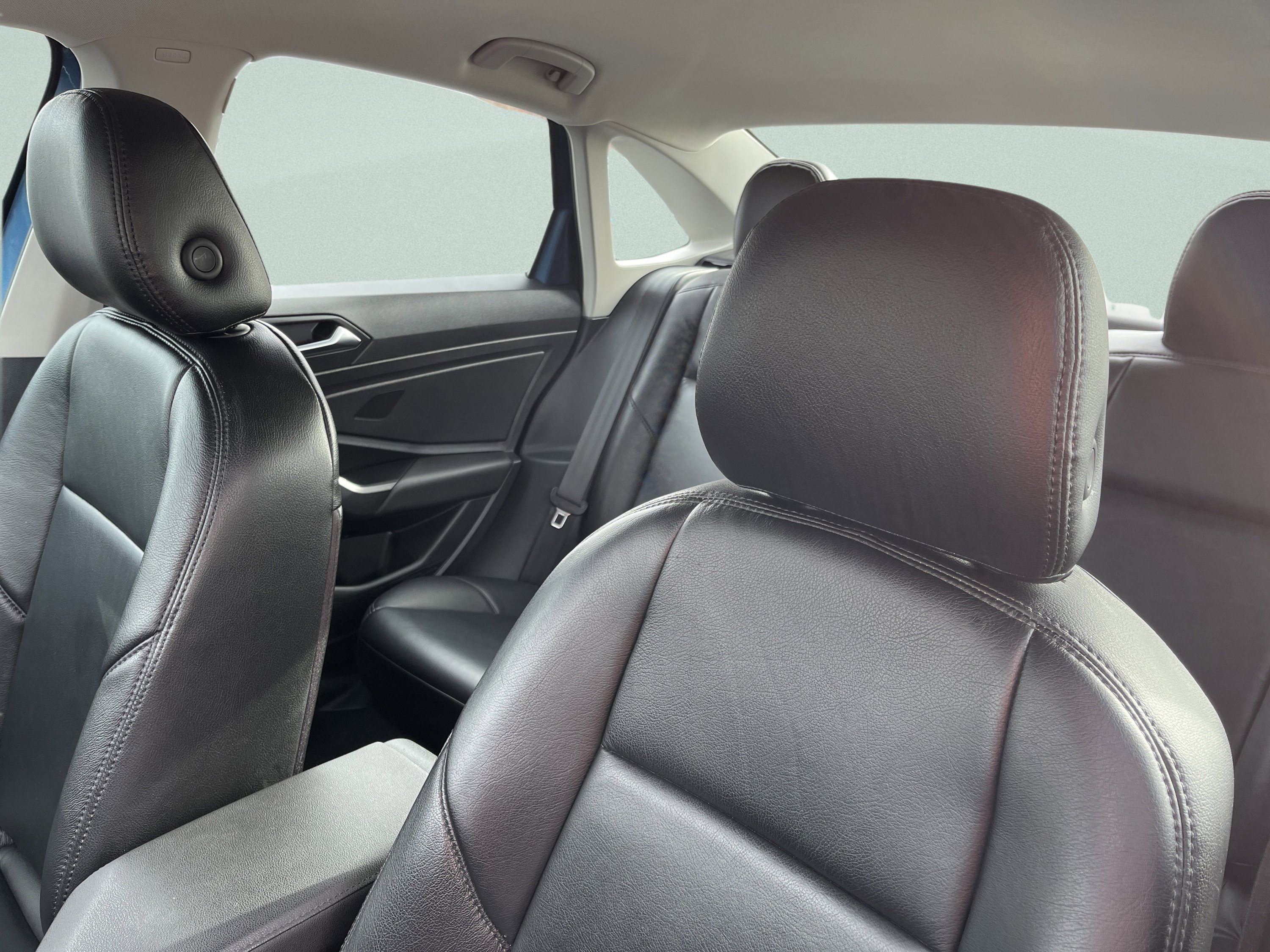 Used 2021 Volkswagen Jetta S w/ Driver Assistance Package image 14