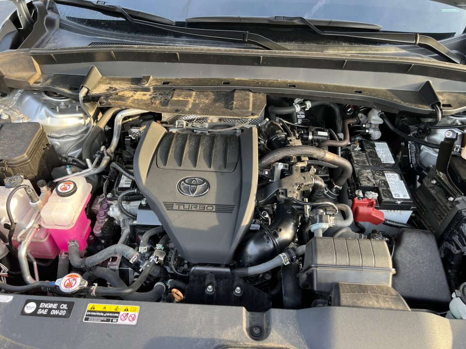 Used 2024 Toyota Grand Highlander Limited image 16