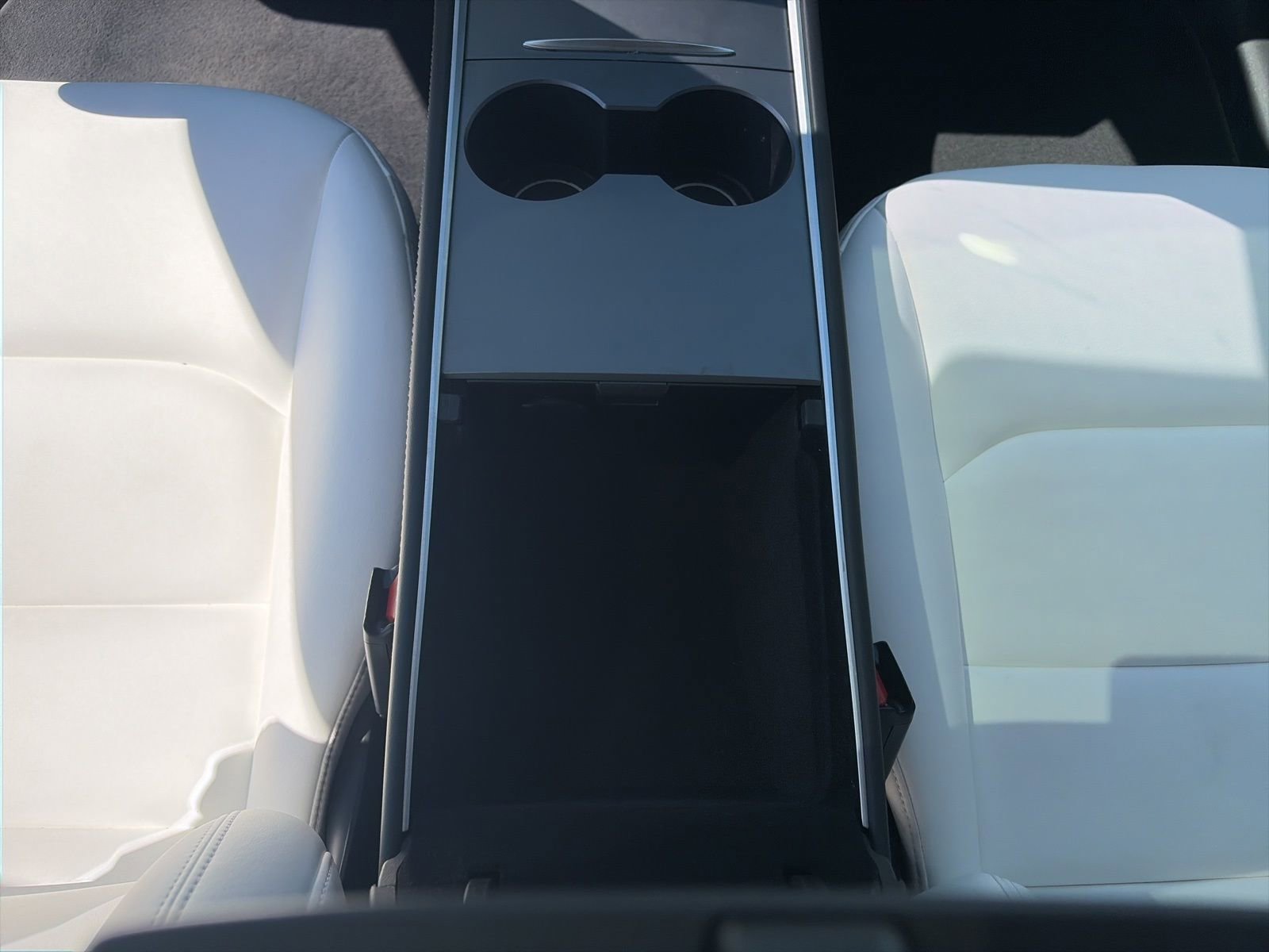 Used 2023 Tesla Model Y Long Range image 19
