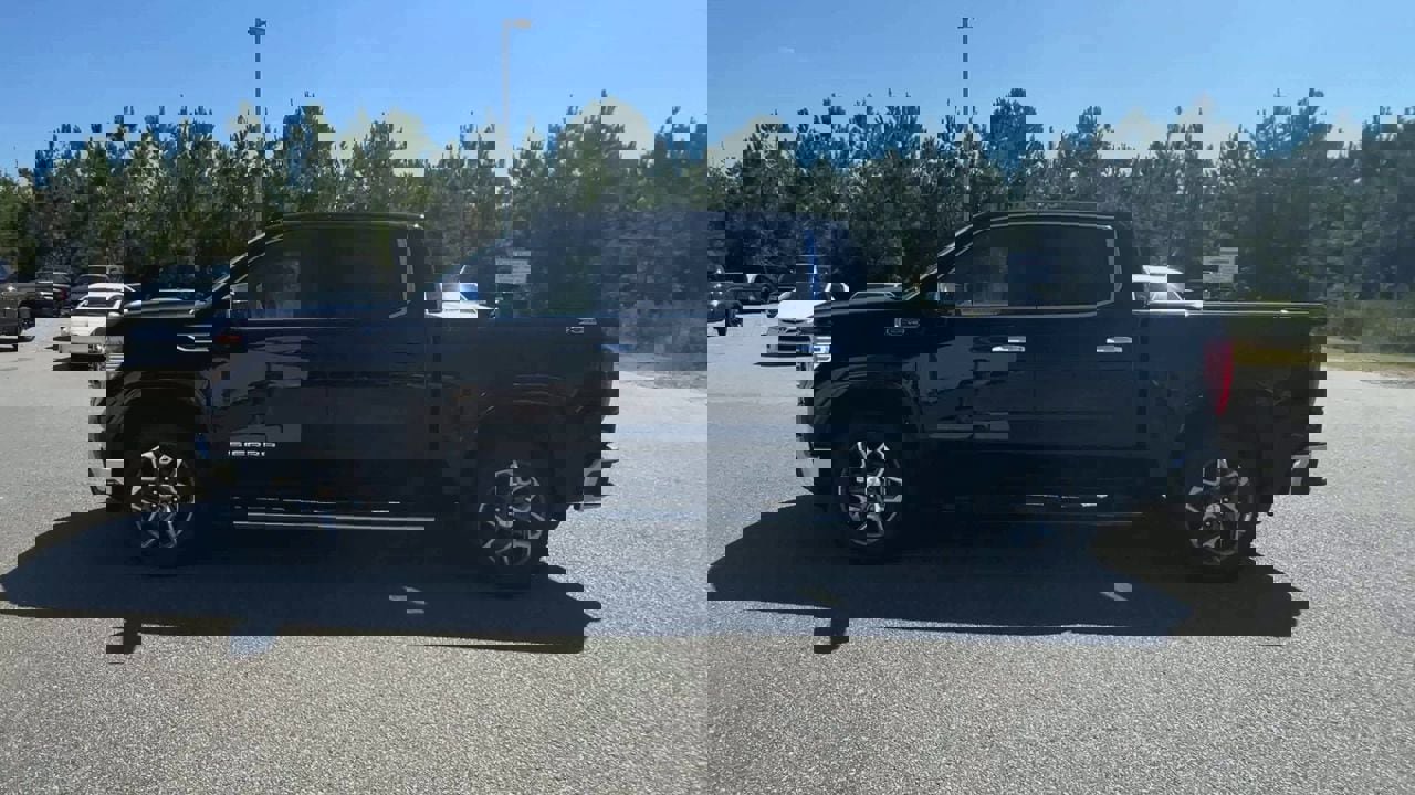New 2026 GMC Sierra 1500 SLT w/ SLT Premium Plus Package image 39
