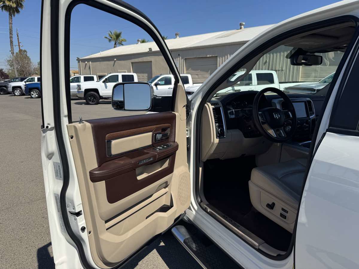 Used 2016 RAM 1500 Laramie w/ Convenience Group image 21