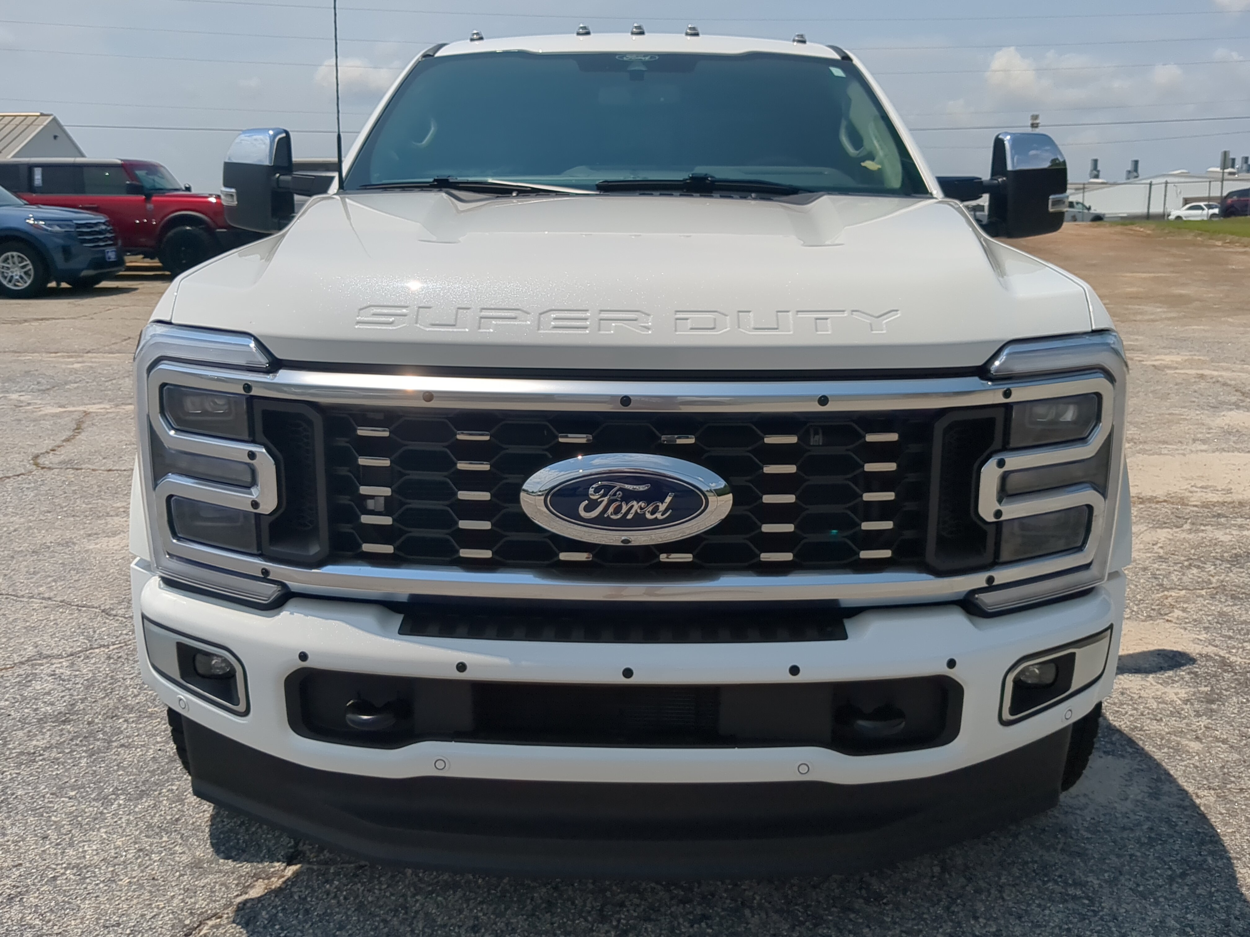 Used 2026 Ford F450 Platinum w/ Platinum Plus Package AWD/4WD image 7